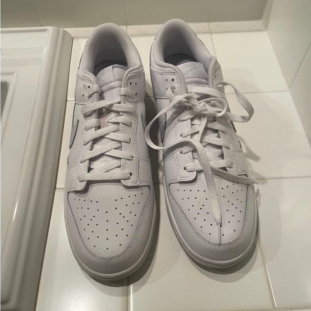 Nike Dunk Low ‘Pure Platinum’